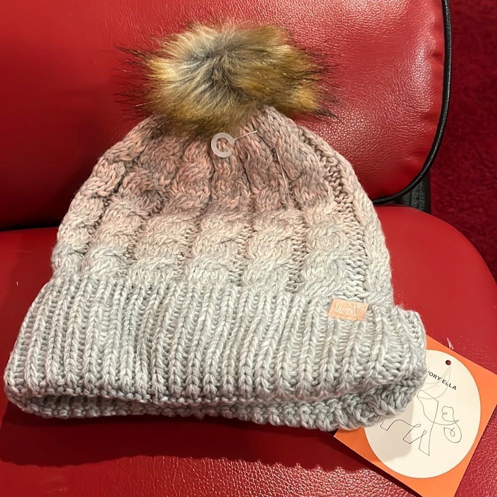 NWT Ivory Ella hat